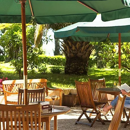 Апарт-отель Inter-hotel Les Agapanthes De L'esterel Канны
