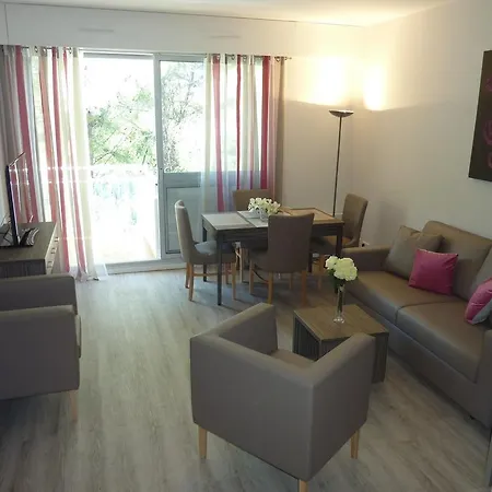 Inter-hotel Les Agapanthes De L'esterel Apart Otel Cannes