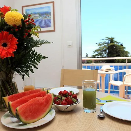 Апарт-отель Inter-hotel Les Agapanthes De L'esterel