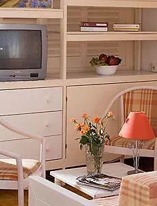 Inter-hotel Les Agapanthes De L'esterel מלון דירות