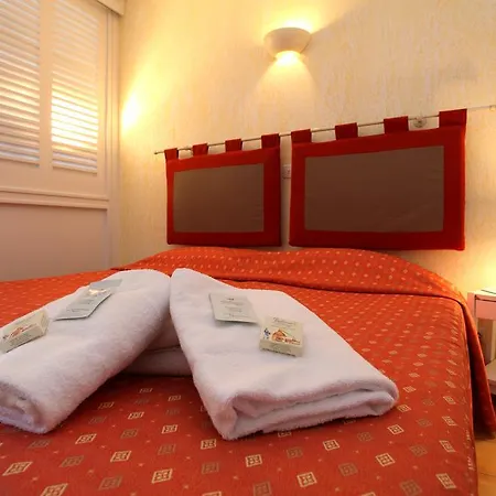 Inter-hotel Les Agapanthes De L'esterel Ξενοδοχείο με διαμερίσματα 3*