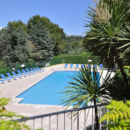 Inter-hotel Les Agapanthes De L'esterel Apartahotel